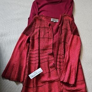 Papillon Blanc Red Women's Short Sleeve Shell And Jkt